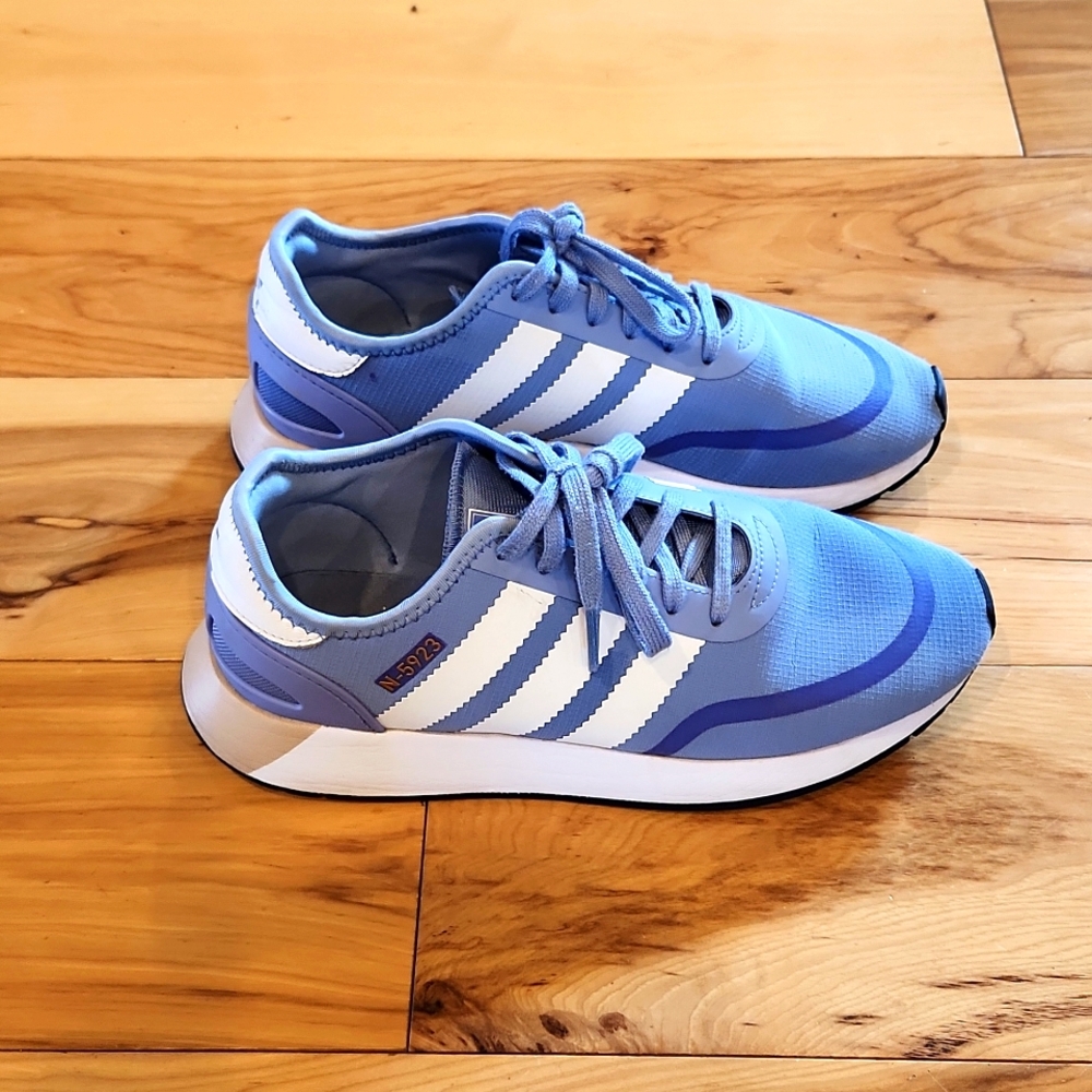 Adidas N5923 athletic shoes